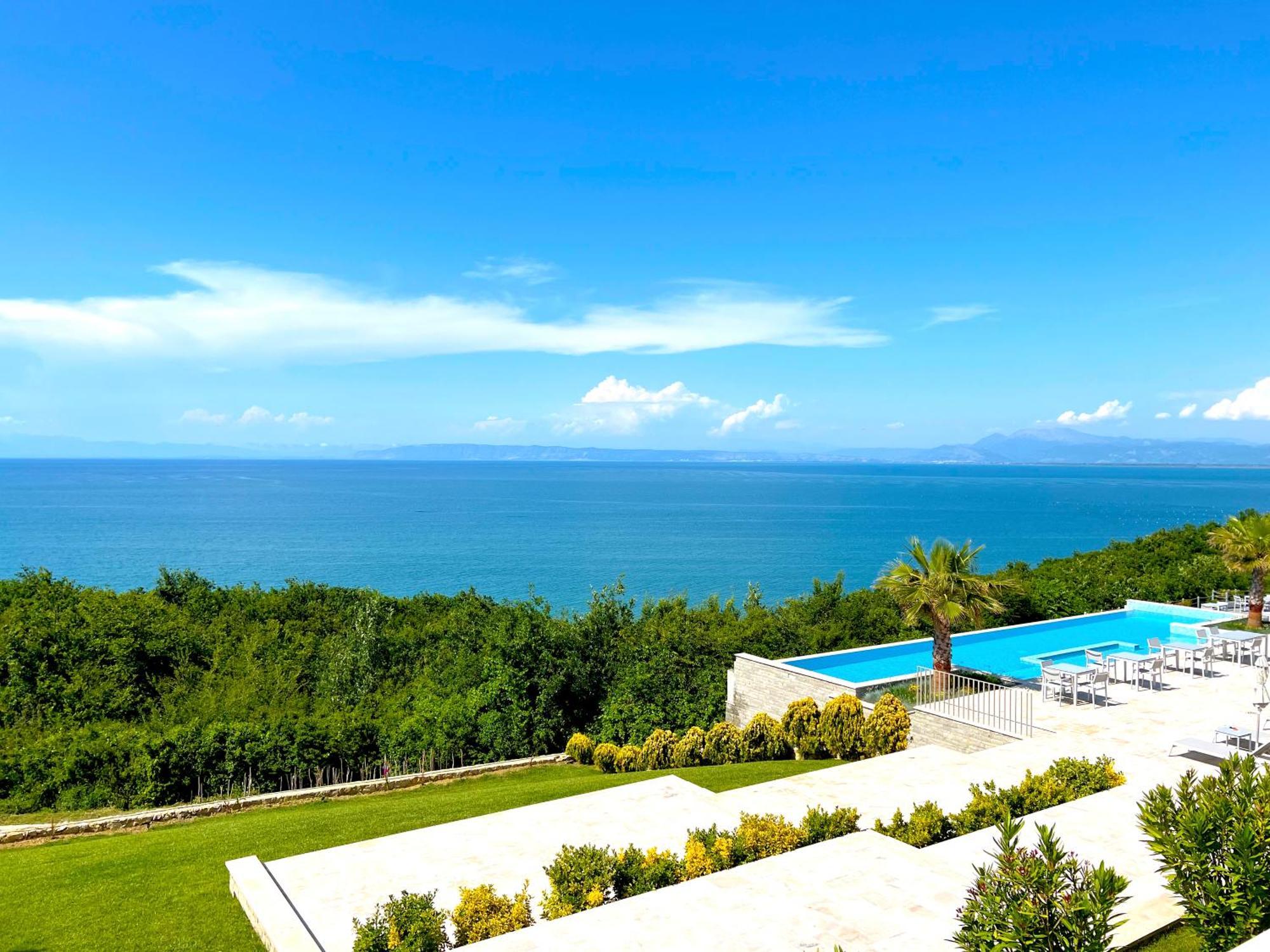 Deluxe Villa Jante Infinity Pool Durres Exterior photo